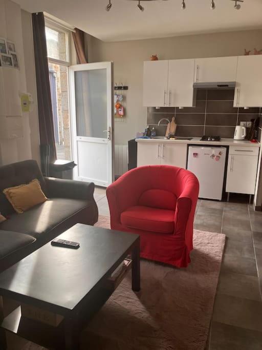 Appartement Cosy Tout Equipe Et Parking Couvert Prive Aux Portes De Flers Eksteriør billede